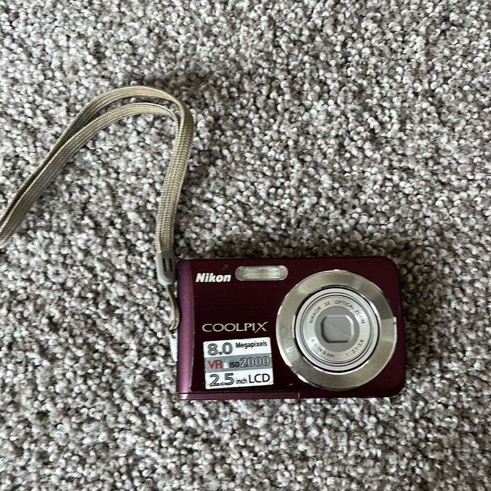 Nikon coolpix s210
